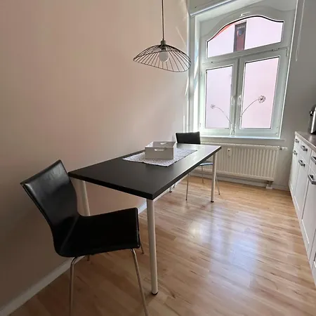 Apartment Schoene 3 Mit Grossem Balkon Bis 7 Personen *