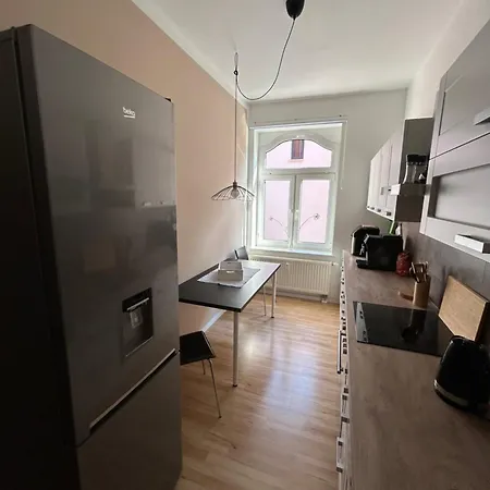 Schoene 3 Mit Grossem Balkon Bis 7 Personen Apartment Naumburg (Saale)