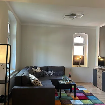 Schoene 3 Mit Grossem Balkon Bis 7 Personen