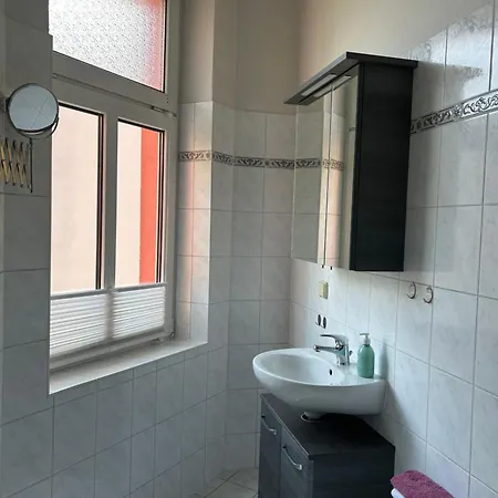 Schöne 3 Mit Großem Balkon Bis 7 Personen Apartment *