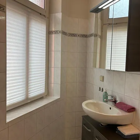 Schoene 3 Mit Grossem Balkon Bis 7 Personen * Naumburg (Saale)