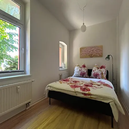 Schöne 3 Mit Großem Balkon Bis 7 Personen * Naumburg (Saale)