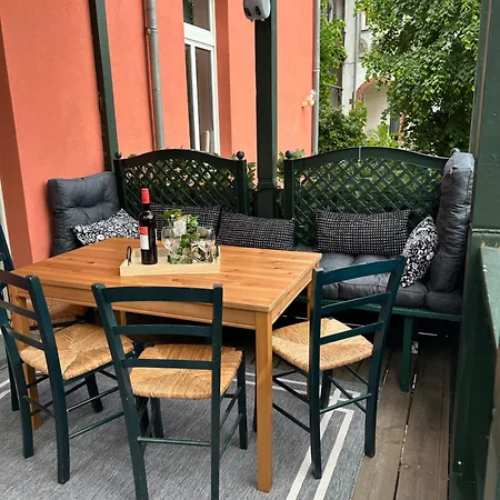 Schoene 3 Mit Grossem Balkon Bis 7 Personen Apartment Naumburg (Saale)