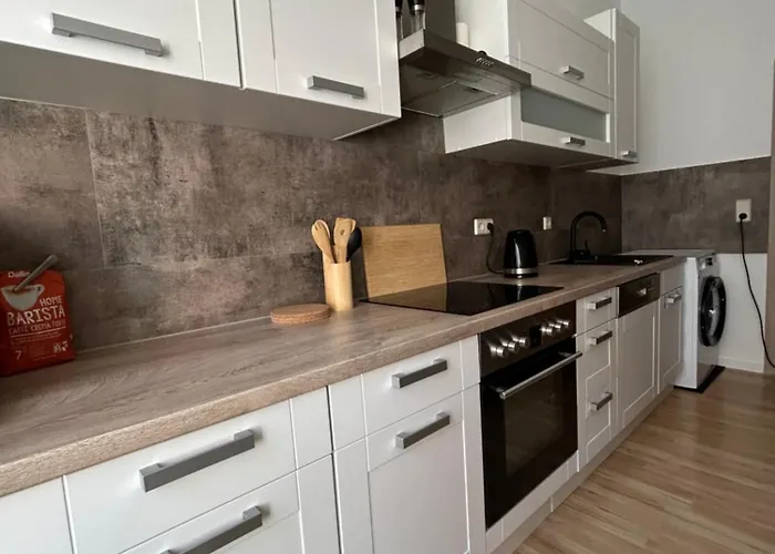 Schoene 3 Mit Grossem Balkon Bis 7 Personen Appartement *