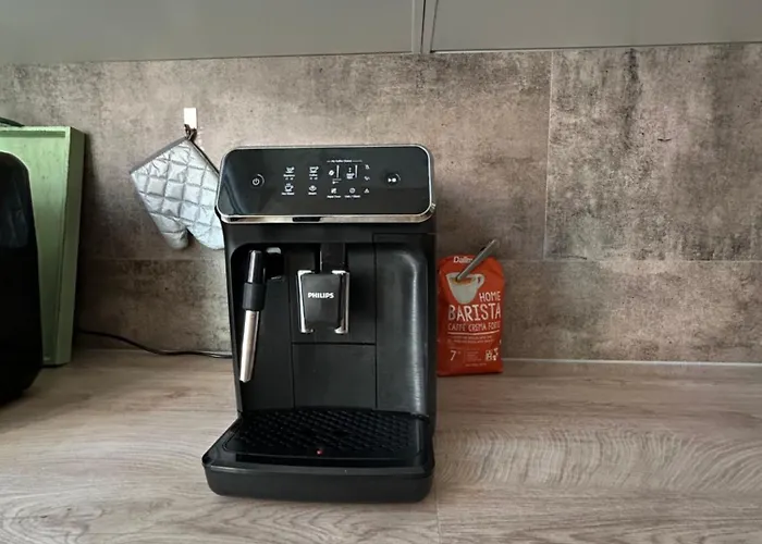 Schoene 3 Mit Grossem Balkon Bis 7 Personen