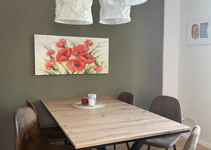 Schoene 3 Mit Grossem Balkon Bis 7 Personen *