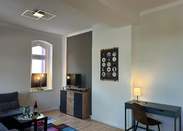 Schoene 3 Mit Grossem Balkon Bis 7 Personen Apartman Naumburg