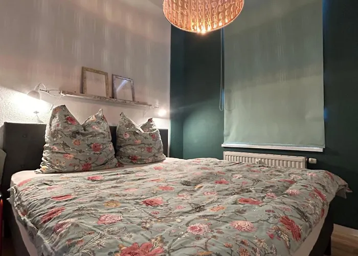 Schoene 3 Mit Grossem Balkon Bis 7 Personen