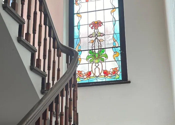 Schoene 3 Mit Grossem Balkon Bis 7 Personen Apartman